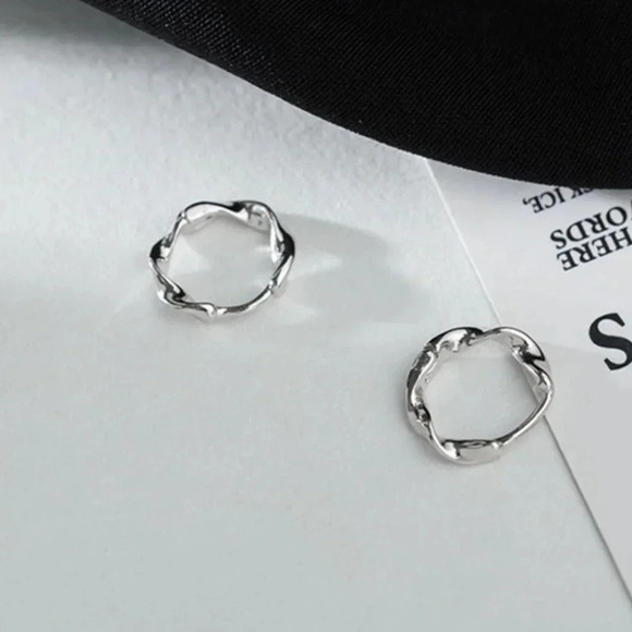 925 Sterling Silver Twist Huggie Hoop Earrings Minimalist Small Hoops - Picture 7 of 12